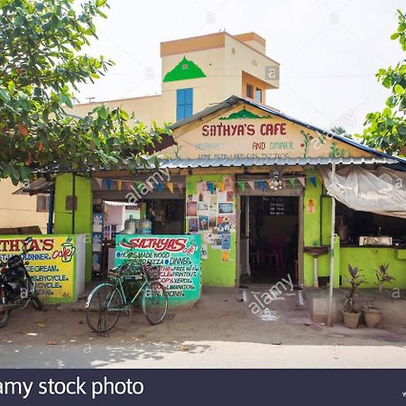 Tiruvannāmalai Sathya Guest House מראה חיצוני תמונה