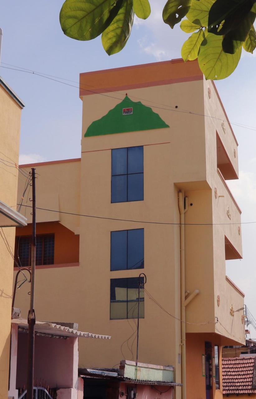 Tiruvannāmalai Sathya Guest House מראה חיצוני תמונה